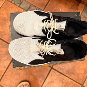 Air Jordan  Black and White Eclipse Sneakers  Sz 9.5